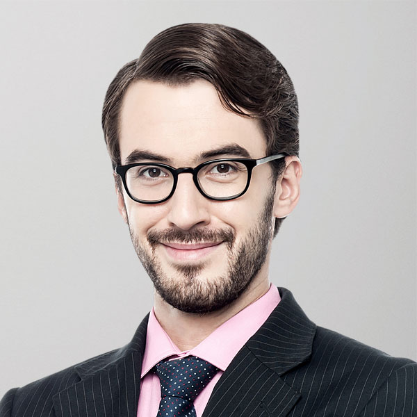 Dr. Daniel Carter